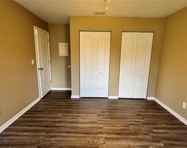 4001 Se 22nd Avenue - Photo Thumbnail 11