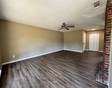 4001 Se 22nd Avenue - Photo Thumbnail 20