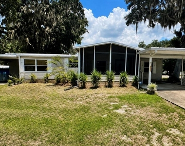 1913 Nw 47th Terrace - Photo Thumbnail 2