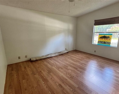1913 Nw 47th Terrace - Photo Thumbnail 21
