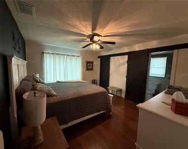 205 S Ebb Way - Photo Thumbnail 6