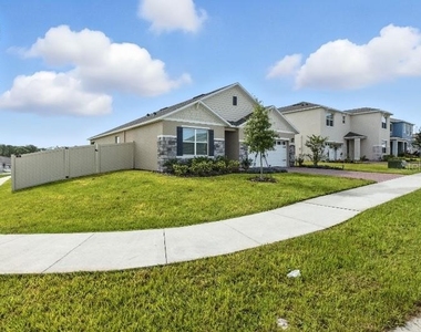 33504 Copper Hill Way - Photo Thumbnail 1