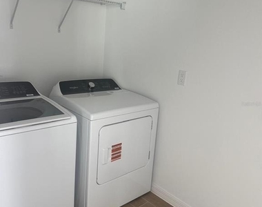 4564 Orchard View Alley - Photo Thumbnail 9