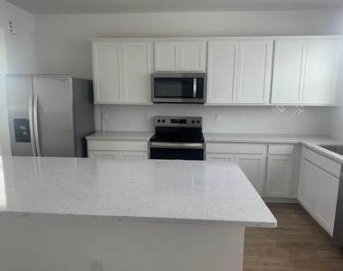 4564 Orchard View Alley - Photo Thumbnail 2