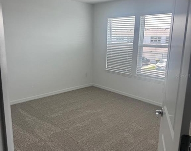 4564 Orchard View Alley - Photo Thumbnail 6
