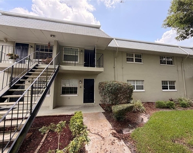 525 Conway Road - Photo Thumbnail 10