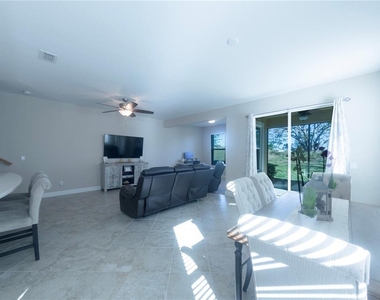 17459 Chateau Pine Way - Photo Thumbnail 7
