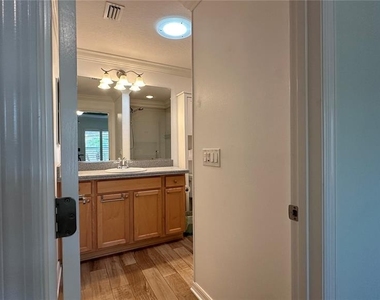 724 Yager Lane - Photo Thumbnail 7