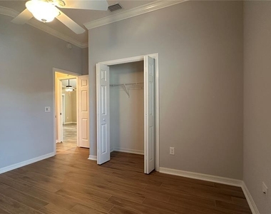 724 Yager Lane - Photo Thumbnail 14