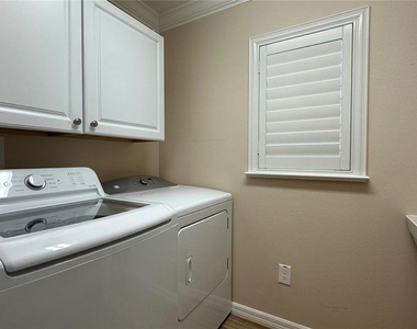 724 Yager Lane - Photo Thumbnail 20