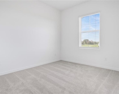 7387 Mezzano Lane Drive - Photo Thumbnail 9