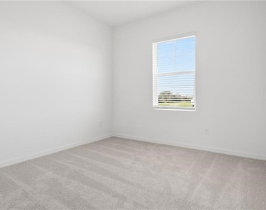 7387 Mezzano Lane Drive - Photo Thumbnail 11