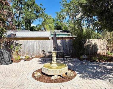 1618 Park Lake Street - Photo Thumbnail 11