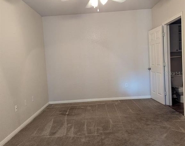 911 N Orange Avenue - Photo Thumbnail 10