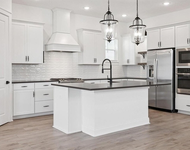 15143 Blue Peacock Lane - Photo Thumbnail 6