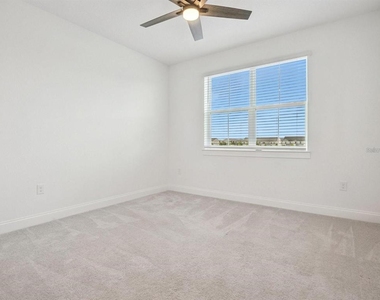 15143 Blue Peacock Lane - Photo Thumbnail 14