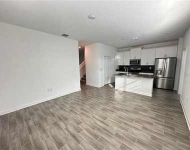 3080 Addison Boulevard - Photo Thumbnail 5