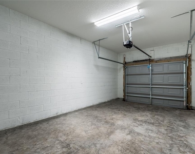 5347 Vista Lago Drive - Photo Thumbnail 37