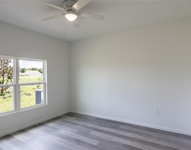 5347 Vista Lago Drive - Photo Thumbnail 28