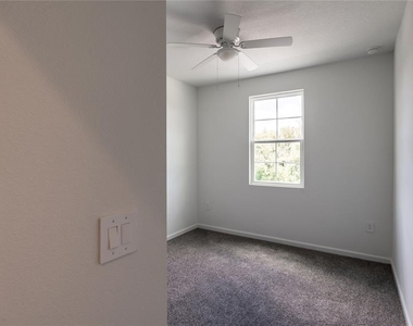 5347 Vista Lago Drive - Photo Thumbnail 34