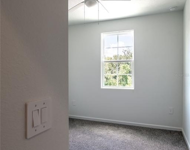 5341 Vista Lago Drive - Photo Thumbnail 19