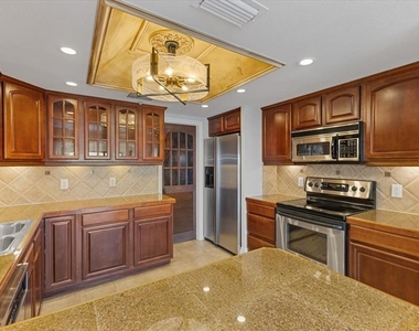 7550 Hinson Street - Photo Thumbnail 11