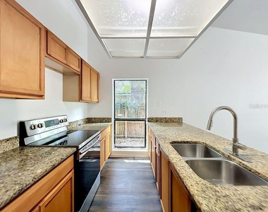 5214 2nd Street - Photo Thumbnail 9