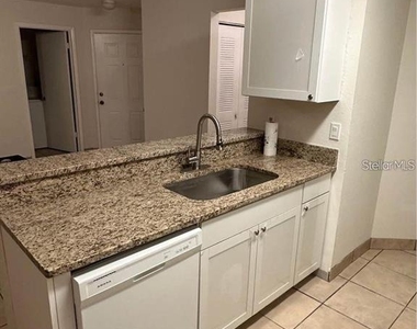 976 Leeward Place - Photo Thumbnail 4