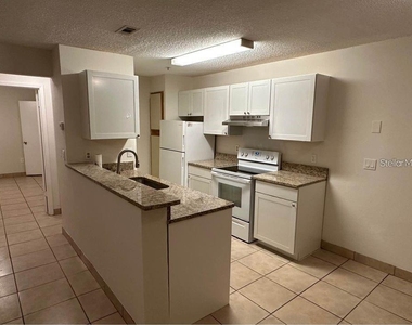 976 Leeward Place - Photo Thumbnail 8