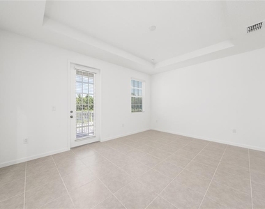 2402 Celebration Boulevard - Photo Thumbnail 17