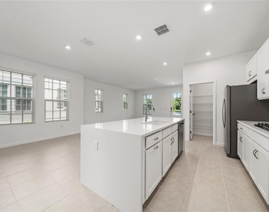 2402 Celebration Boulevard - Photo Thumbnail 11