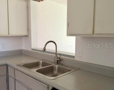 3036 S Semoran Boulevard - Photo Thumbnail 8