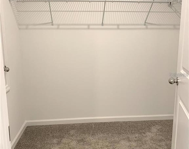 1373 Brentwood Dr - Photo Thumbnail 13