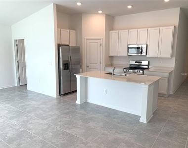 1373 Brentwood Dr - Photo Thumbnail 8