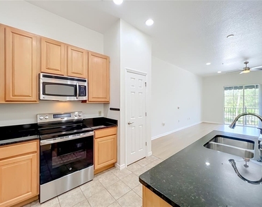 3716 Avalon Park East Boulevard - Photo Thumbnail 10