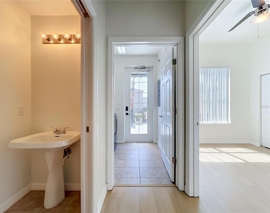 3716 Avalon Park East Boulevard - Photo Thumbnail 54