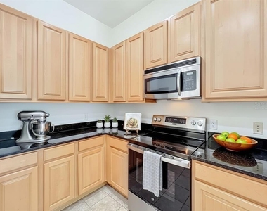 3716 Avalon Park East Boulevard - Photo Thumbnail 11
