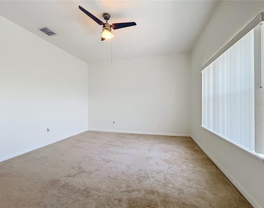 3716 Avalon Park East Boulevard - Photo Thumbnail 37