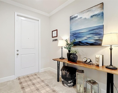 5757 Anders Way - Photo Thumbnail 2