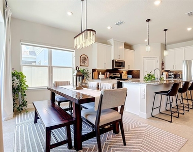 5757 Anders Way - Photo Thumbnail 17