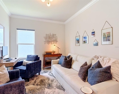 5757 Anders Way - Photo Thumbnail 3