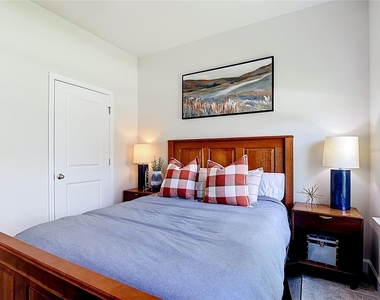 5757 Anders Way - Photo Thumbnail 30