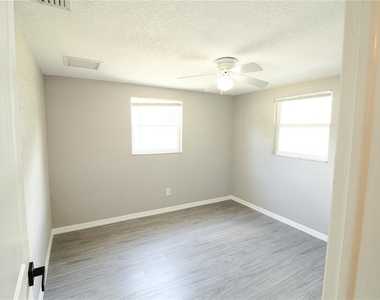 4632 Salvia Street - Photo Thumbnail 11