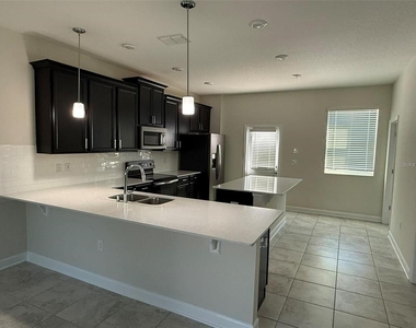 11019 Bookmark Lane - Photo Thumbnail 8