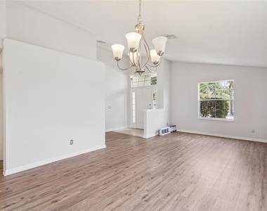 622 Delancey Drive - Photo Thumbnail 5