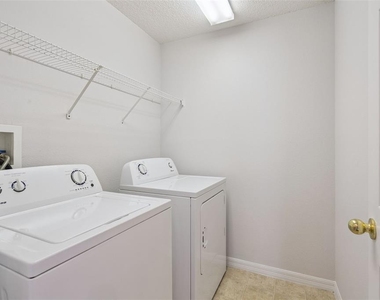 622 Delancey Drive - Photo Thumbnail 17