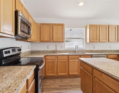 622 Delancey Drive - Photo Thumbnail 6