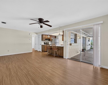 125 E Faith Terrace - Photo Thumbnail 11