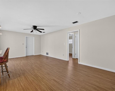 125 E Faith Terrace - Photo Thumbnail 9