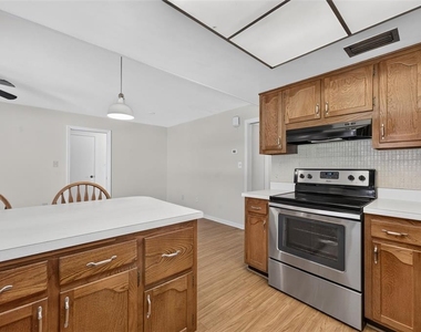 125 E Faith Terrace - Photo Thumbnail 16